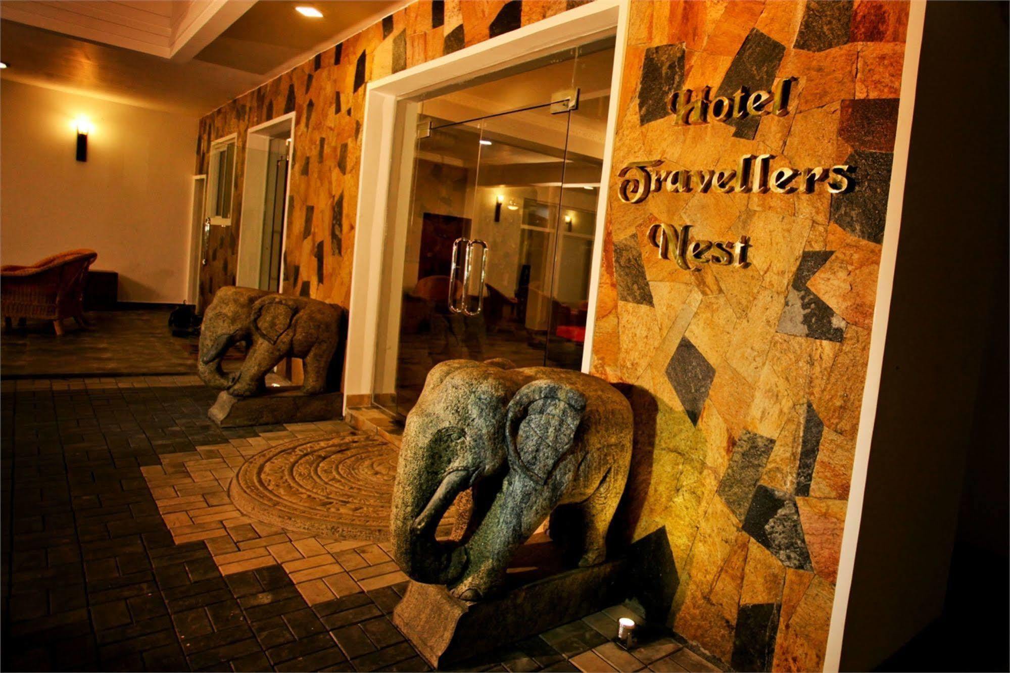 Hotel Travellers Nest Κάντι Εξωτερικό φωτογραφία